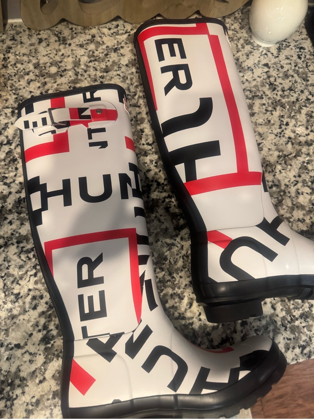 Hunter Cream Rain Boot with Red Logo Detail - Picture 2 of 10